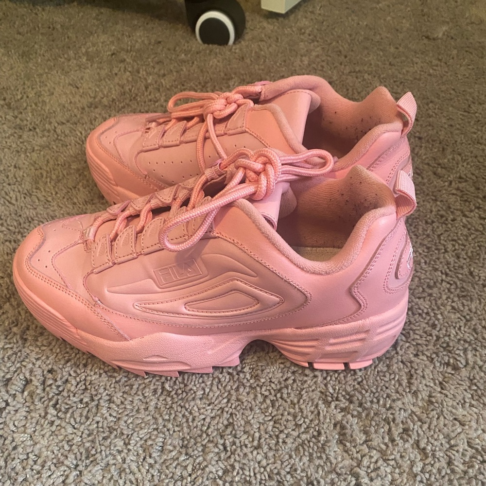 Pink Fula sneakers!